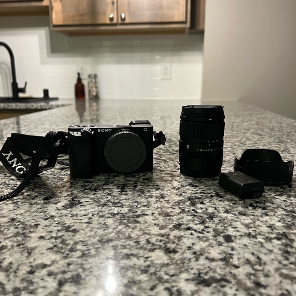 Sony Alpha a6400 Mirrorless Camera, Sigma 18-50mm F2.8 DC DN Contemporar…